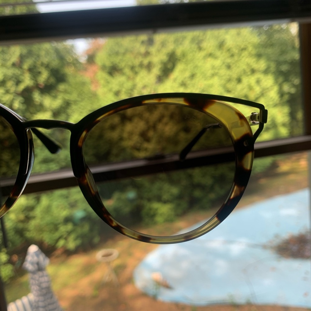 PRADA sunglasses - Picture 7 of 7